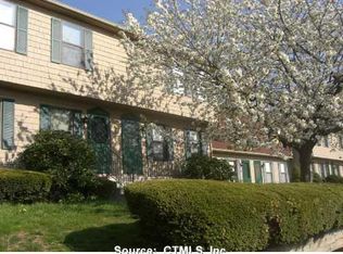 74 Baypath Way #74, Branford, CT 06405