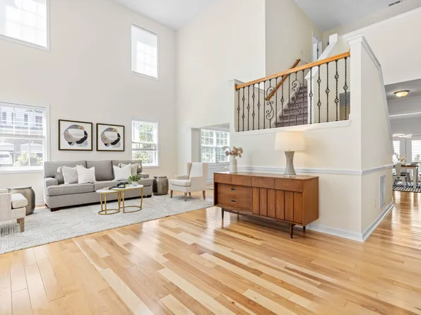 101 Vista Brooke Dr, Morrisville, NC 27560
