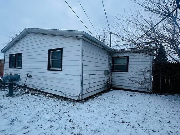 3rd image of 316 N Miller Ave