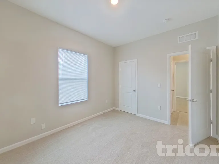6376 Green Bud Dr — Photo 10