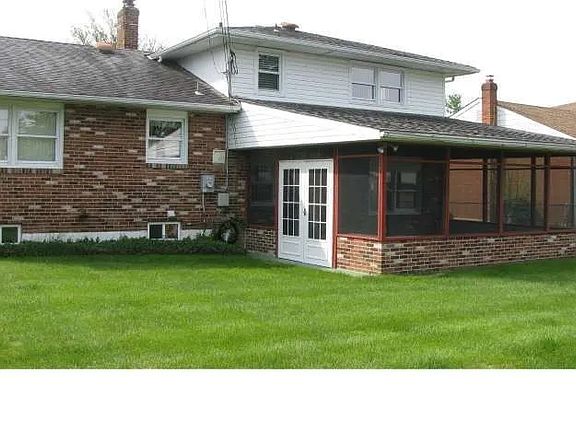 3rd image of 120 White Fawn Rd