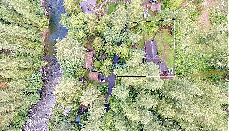 2nd image of 17715 NE Cole Witter Rd