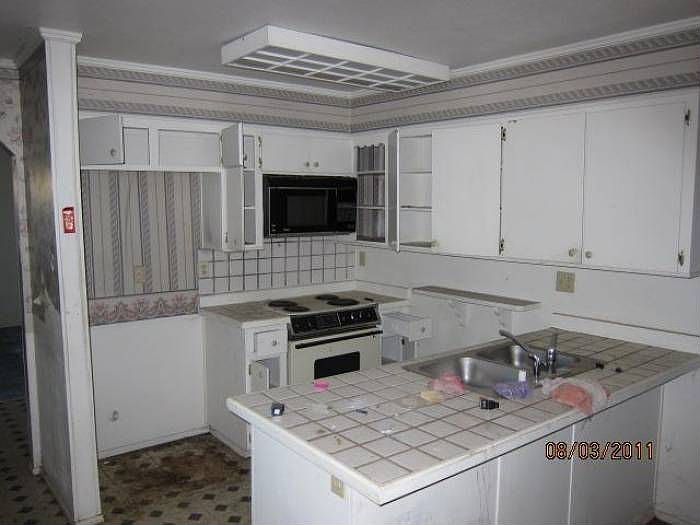 2nd image of 2525 Casita Dr