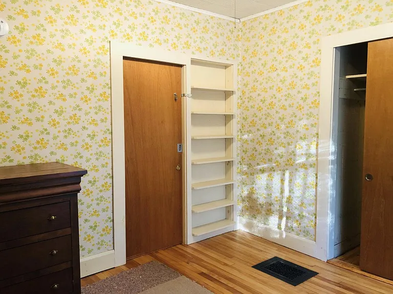 14 Garland St #1 — Photo 9