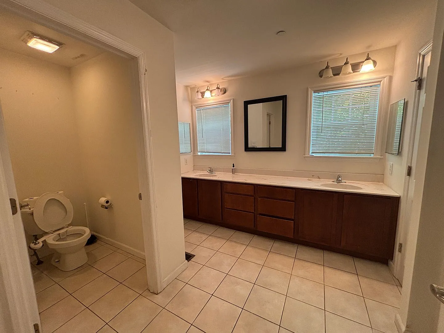 3426 Brandywine — Photo 4