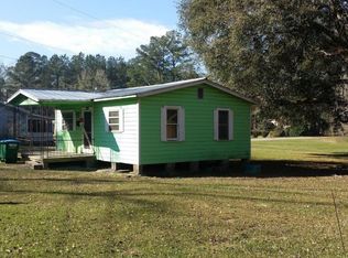 715 Crawfish Rd, Chattahoochee, FL 32324