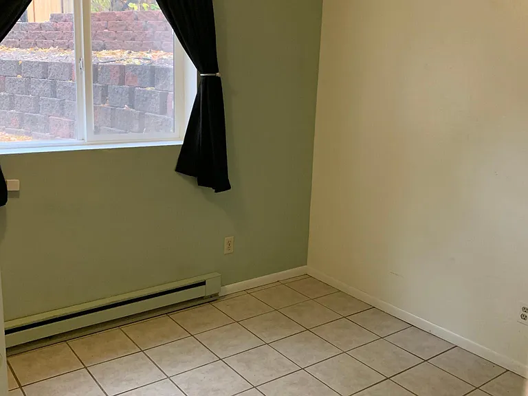 705 Maple St #B — Photo 7