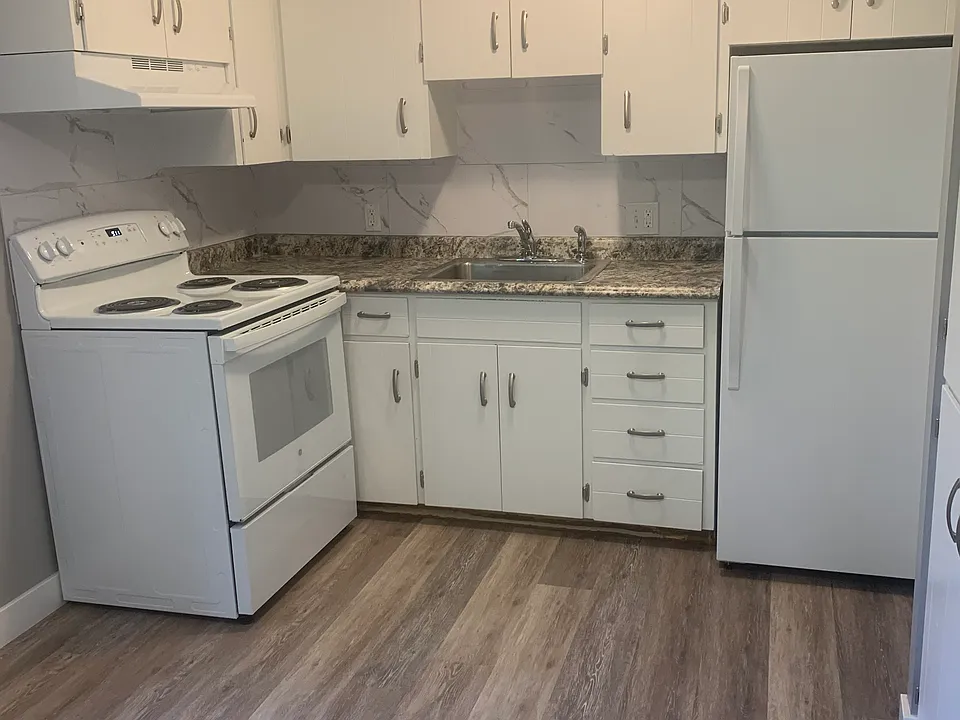 Pine Forest Apartments and Townhomes
