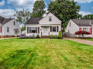 1400 Sunset Rd, Mayfield Heights, OH 44124