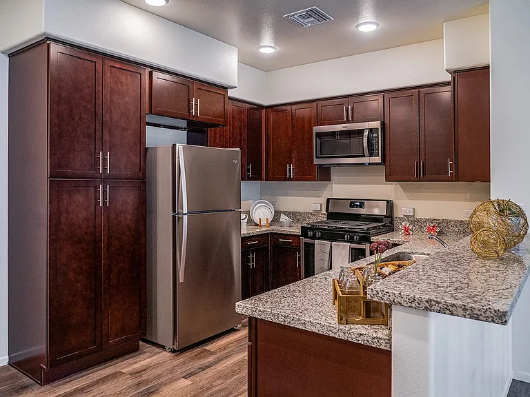 Turtle Creek Apartments — Photo 12