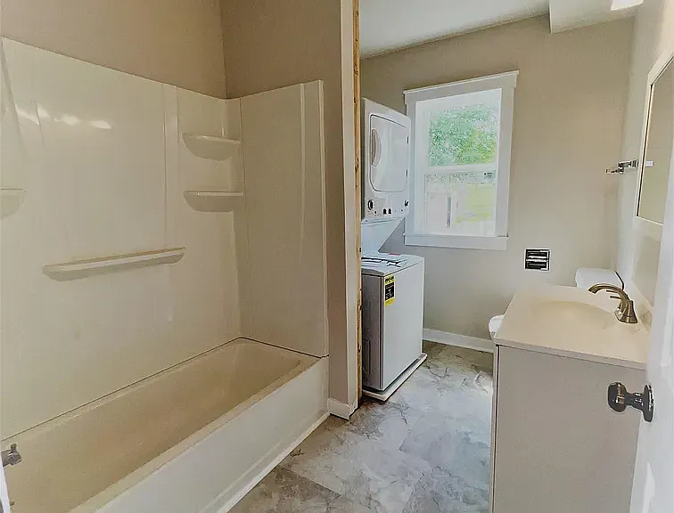 412 Dickinson Blvd #1 — Photo 5
