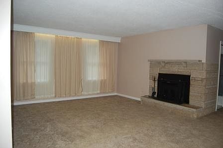 2nd image of 681 Woodside Dr