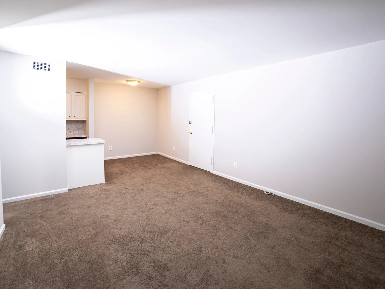 5903 Kingsford Rd — Photo 3