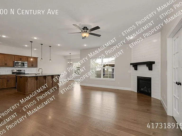 700 N Century Ave — Photo 17