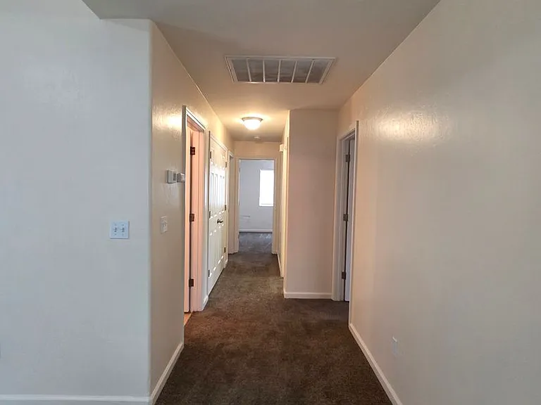 11805 Holabird Ave — Photo 5