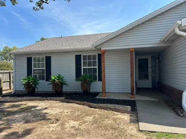 1459 Fredonia St, Springdale, AR 72762