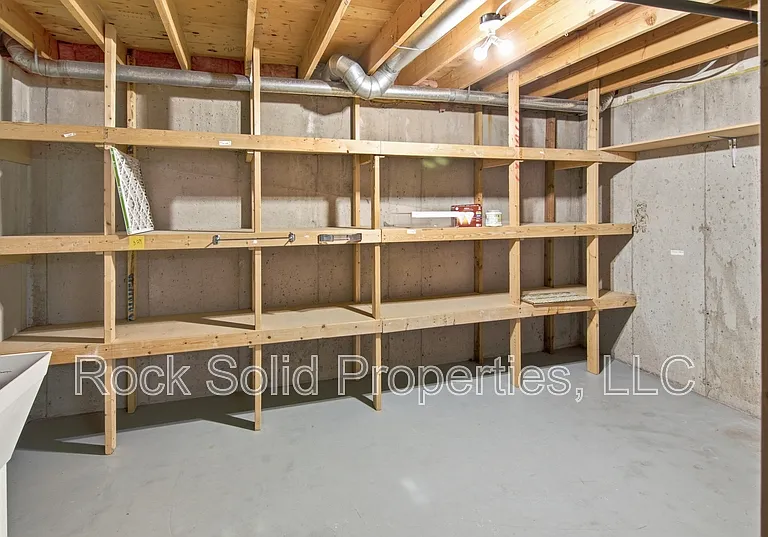 5416 Meadowbrook Dr — Photo 28