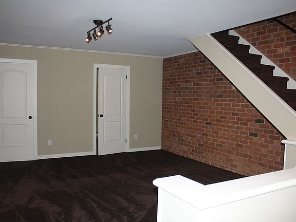 1st Floor Family Room