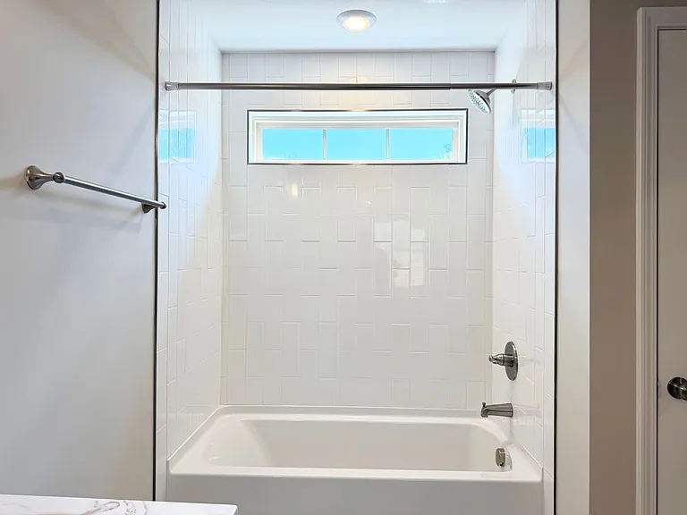 2662 Scott Dr — Photo 19
