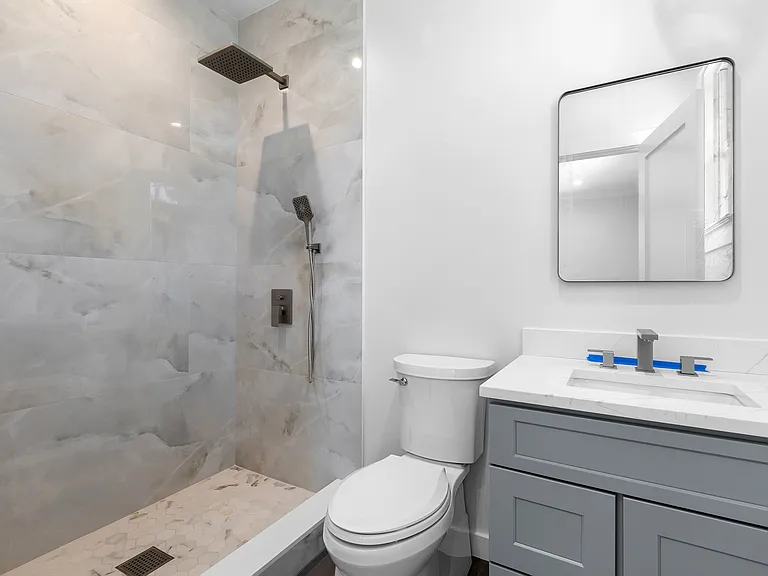 Main Floor Primary Bath