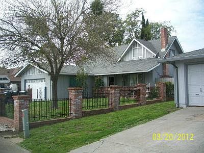 2nd image of 2701 Marigold Dr