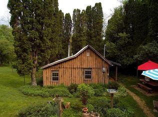 989 Briar Patch Mountain Rd, Fries, VA 24330