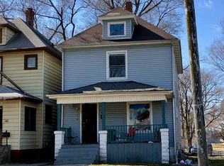 745 N Indiana Ave, Kankakee, IL 60901