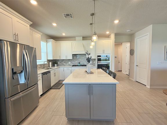3rd image of 10237 Coastal Shores Dr