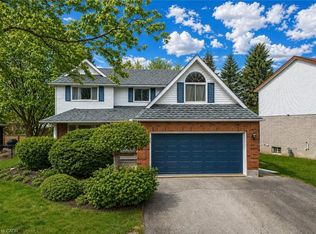 11 Darlington Pl, Kitchener, ON N2A3M3