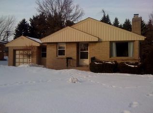 126 E Whitefish Rd, Port Washington, WI 53074