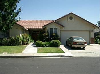 1st image of 573 Laramie Way