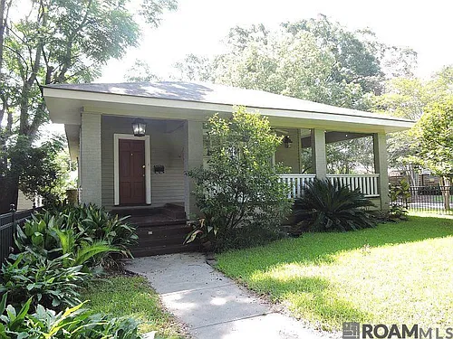 839 Park Blvd Photo 1