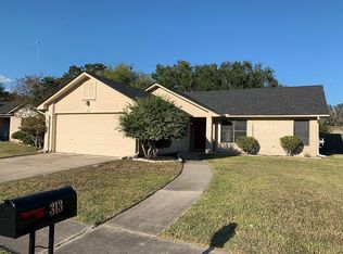 313 Fernwood Cir, Victoria, TX 77901