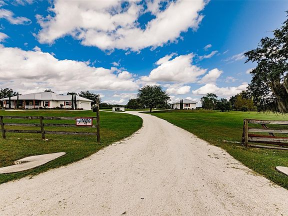 3rd image of 17151 Deer Prairie Dr