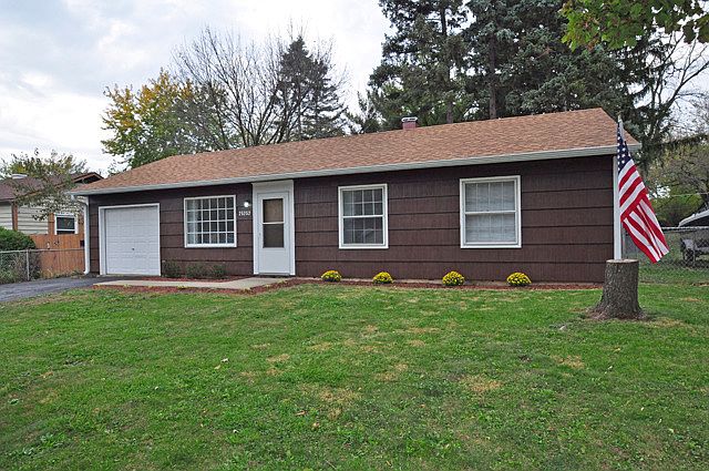 1st image of 25252 W Carson Dr