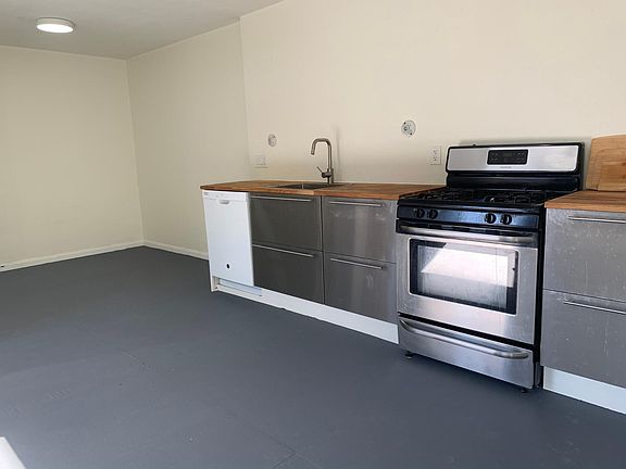 4th image of 2725 Dalton Ave