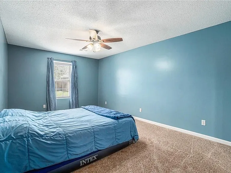 1853 Chickadee Dr — Photo 10