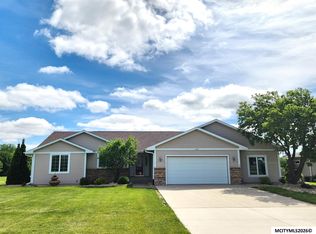 428 Brickyard Rd, Sheffield, IA 50475