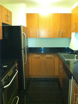 Rented by R New York | media 45