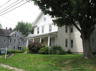 127 Oak St, Meriden, CT 06450
