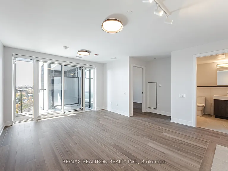 664 Spadina Ave #711 — Photo 5
