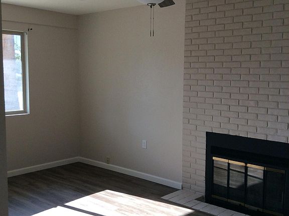 4th image of 15941 N Anchor Ave
