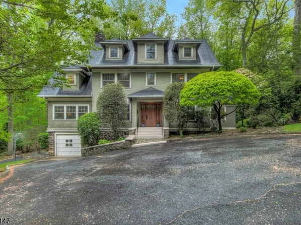 30 Tower Hill Rd, Mountain Lakes Boro, NJ 07046