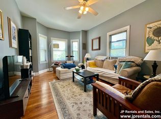 512 Centre St FLOOR 2, Jamaica Plain, MA 02130