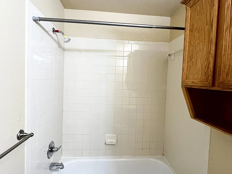 418 W Green Ave #A — Photo 19