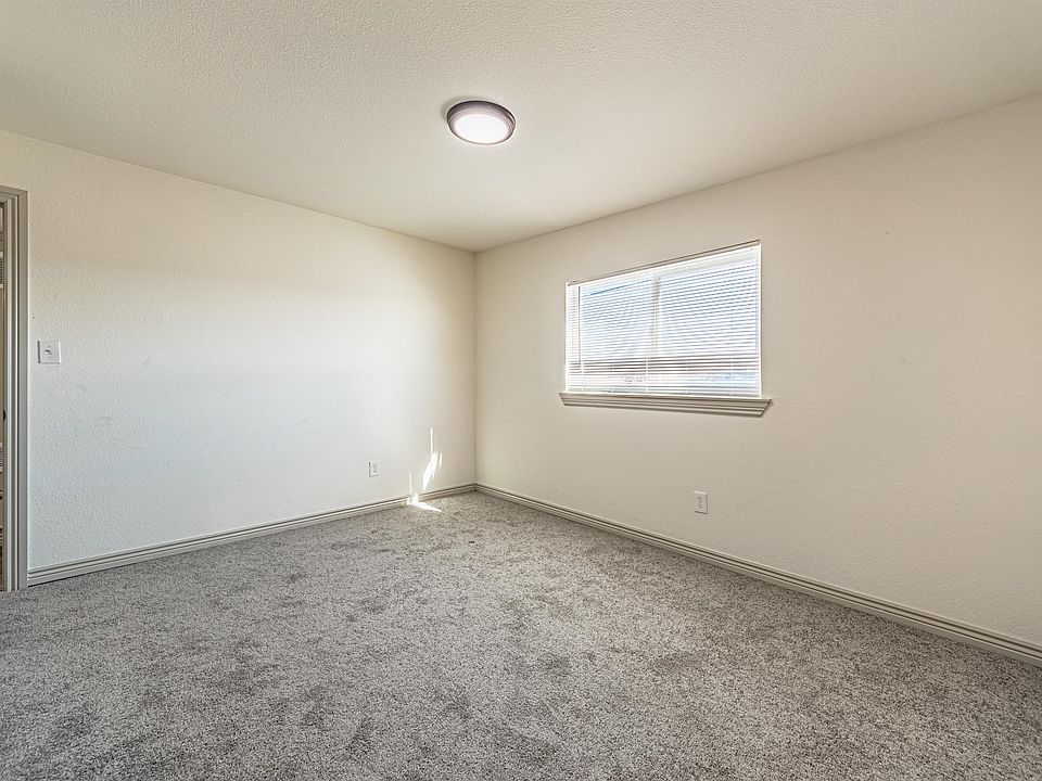 1st image of 21 University Dr #Dr2