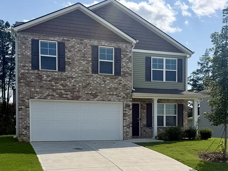 5677 Coleman Dr SE — Photo 1