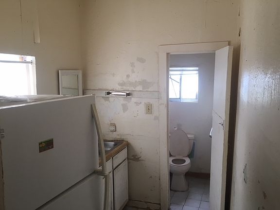 5th image of 2810 San Agustin Ave