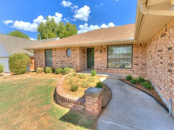 3720 Rolling Lane Cir, Midwest City, OK 73110