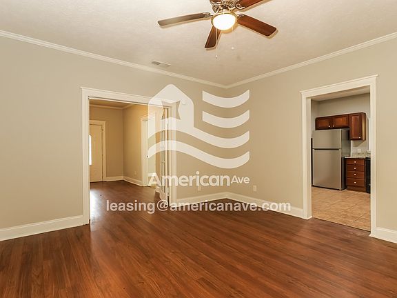 43145_004_wm_-_living_room_12959856.jpg
